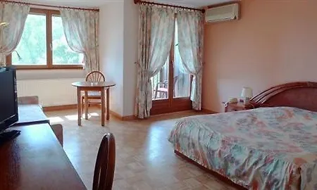 Szálloda Le Caballin 3*
