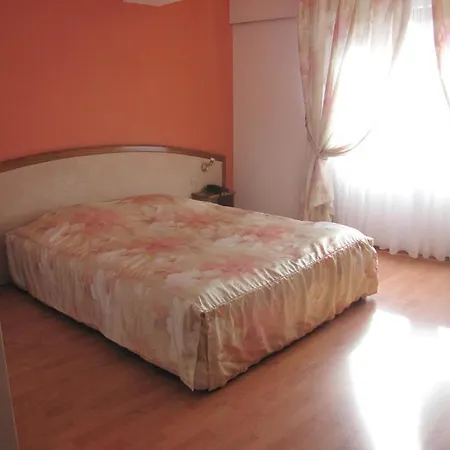 Le Caballin Szálloda Vogelgrun